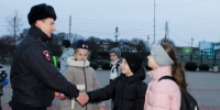 Краснояружские правоохранители и юные инспекторы движения провели совместный рейд, направленный на повышение дорожной безопасности. - Краснояружский район